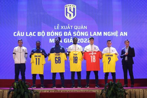 SLNA đặt mục tiêu vào top 3 V-League 2022