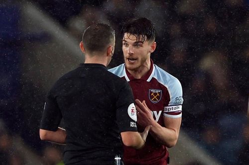 West Ham mất lợi thế vào tay MU, Arsenal
