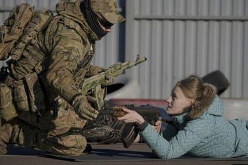 Canada rút binh sĩ khỏi Ukraine
