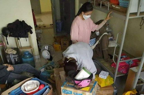 Nhiều sinh viên ở TP.HCM nhận phòng bẩn, đại diện ký túc xá lên tiếng