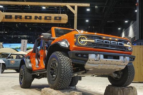 Ngắm Ford Bronco Raptor 2022 'bằng xương bằng thịt' từ 1,5 tỷ đồng