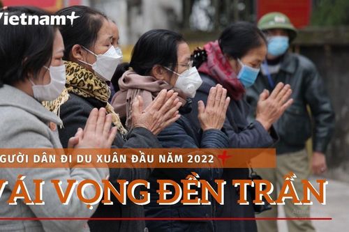 Người dân hành hương về đền Trần dù không có hội khai ấn