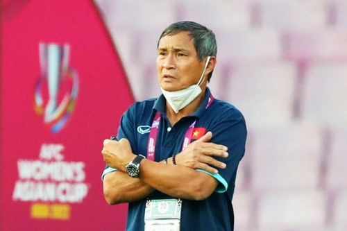 HLV Mai Đức Chung không đủ điều kiện dẫn dắt Việt Nam ở World Cup?