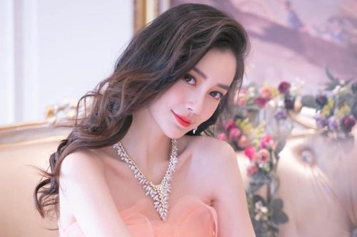 Valentine cô đơn của dàn mỹ nhân Cbiz: Người ly hôn, kẻ ngã ngựa vì chồng tù tội
