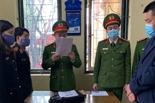Giám đốc công ty bán 'chui' khoáng sản bỏ túi cá nhân