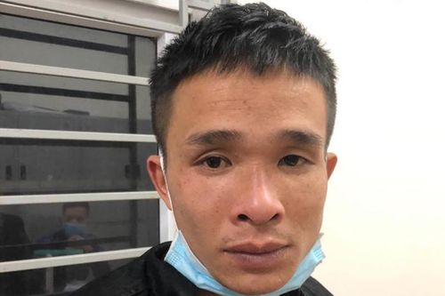 Khởi tố đối tượng cướp tài sản trong thang máy chung cư