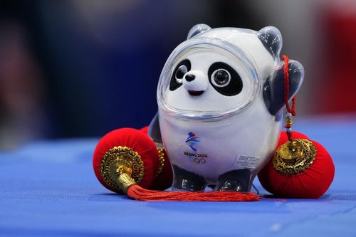 Dân mạng Trung Quốc giận dữ vì linh vật Olympic 'nói giọng đàn ông'