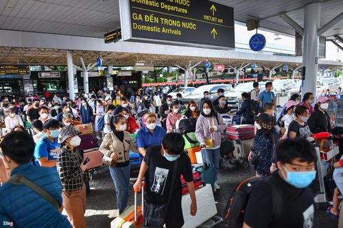 Tạm đóng cửa một đường băng sân bay Tân Sơn Nhất từ ngày 21/2