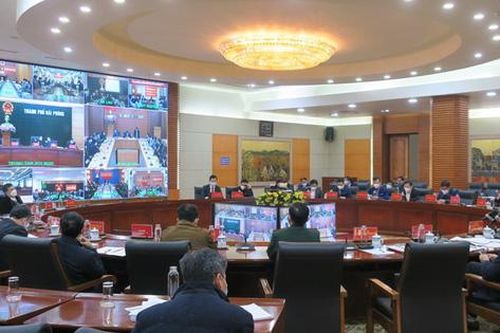 HẢI PHÒNG: Nhiều nhân viên y tế mắc COVID-19, thiếu nhân lực quản lý, theo dõi F0 tại nhà