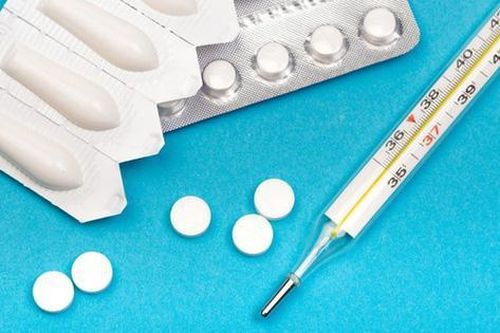 Lưu ý khi F0 dùng thuốc hạ sốt điều trị tại nhà