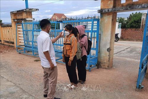 Ninh Thuận: Vận động học sinh đến trường gắn với bảo đảm phòng dịch COVID-19