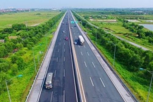 Năm 2025 phấn đấu có 3.000 km đường bộ cao tốc
