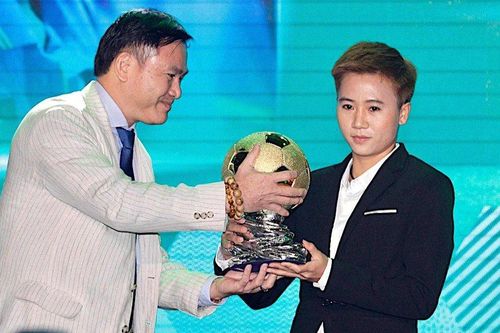 Vì sao Tuyết Dung không được đề cử Quả bóng vàng 2021?
