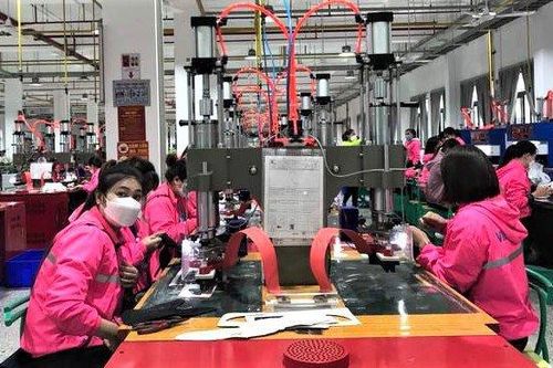 Gần 30 cuộc đình công, ngừng việc tập thể do lương, thưởng Tết