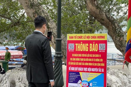 Tuyên truyền, thường xuyên cảnh báo người dân không lơ là phòng, chống dịch bệnh khi tham gia lễ hội