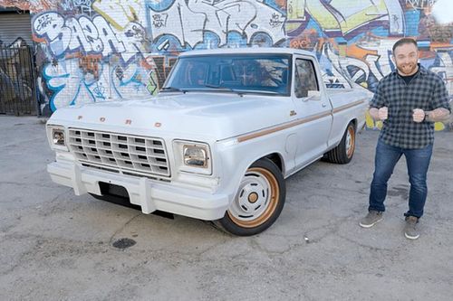 Đây là chiếc bán tải điện Ford F-100 Eluminator độc nhất vô nhị