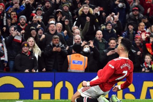 Đánh bại Brighton 2 - 0, Manchester United trở lại Top 4