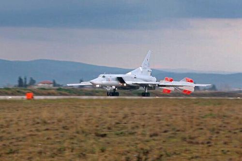 Nga đưa tên lửa siêu vượt âm tới Syria