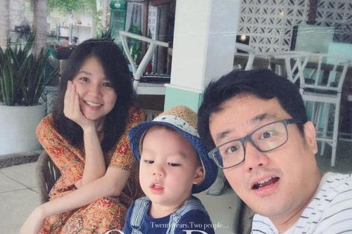 Ngô Quỳnh Anh (Mắt Ngọc) hiếm hoi khoe ảnh hạnh phúc bên chồng khiến người hâm mộ thích thú