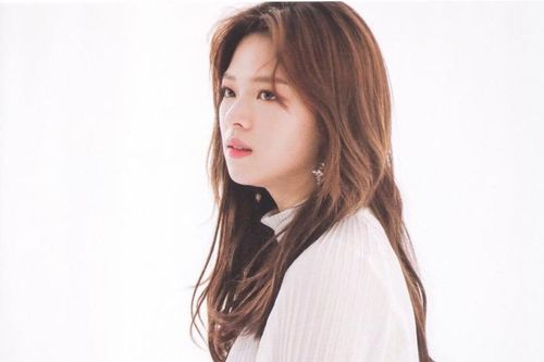 Diện mạo mới của Jeongyeon (Twice) sau màn tăng cân chóng mặt: 'Lột xác' ngoạn mục bất chấp 'cam thường'