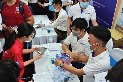 Nhu cầu tuyển dụng lao động năm 2022 tăng cao