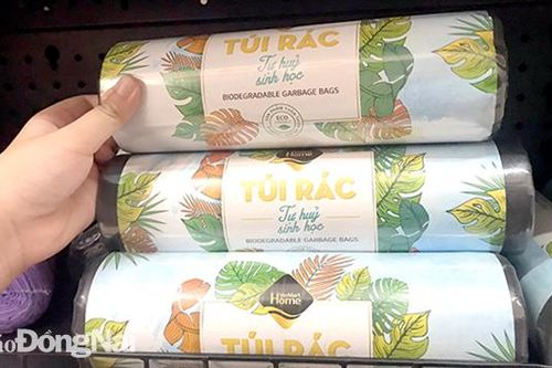 Cấp túi đựng rác cho người dân, liệu có khả thi?