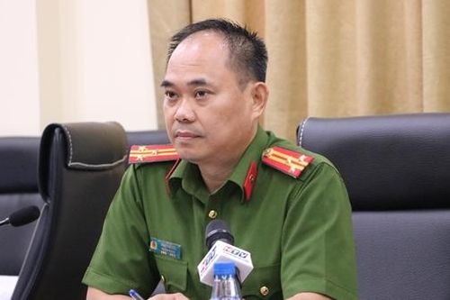 'Nam sinh đã tự tử, trong ba lô có cục đá nặng hơn 10kg'