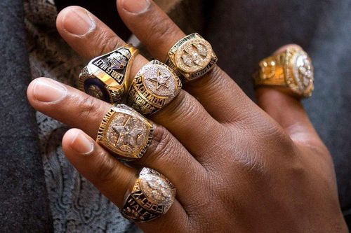Những chiếc nhẫn Super Bowl khổng lồ