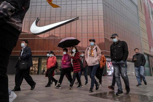 Người Trung Quốc không còn chuộng Nike, Adidas
