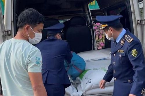 'Nóng' buôn lậu đường cát tại Quảng Trị