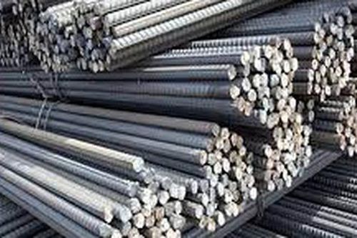Giá thép cao nhất 3 tháng trong khi giá quặng sắt giảm liên tiếp 3 phiên