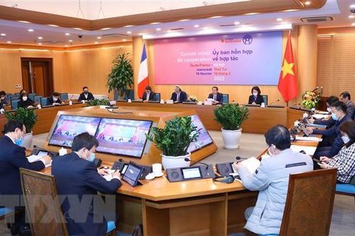 Hà Nội và vùng thủ đô Pháp tiếp tục làm sâu sắc thêm quan hệ hợp tác