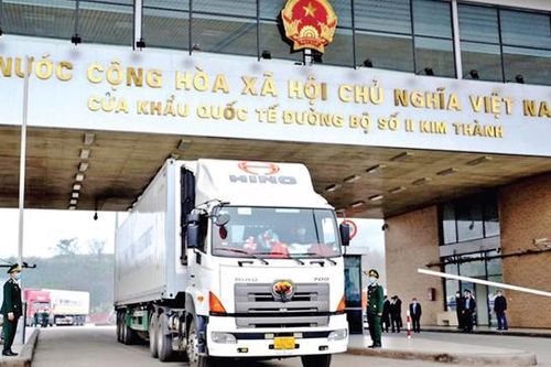 Trung Quốc tạm ngừng nhập khẩu hàng hóa qua cửa khẩu Hà Khẩu - Lào Cai