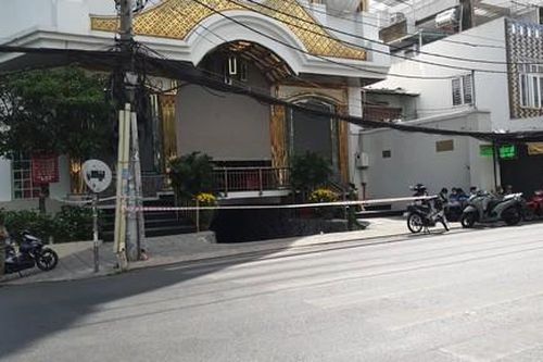 TPHCM: Truy xét nhóm côn đồ chém 4 người thương vong ở quán karaoke