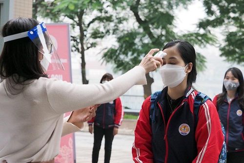 Diễn tập tình huống xử trí khi phát hiện F0 tại trường