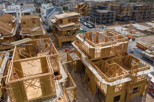 Đầu tư bất động sản châu Á Thái Bình Dương về mức trước dịch
