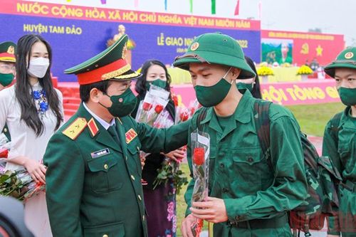 Vĩnh Phúc hoàn thành chỉ tiêu giao nhận công dân nhập ngũ