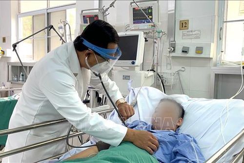 Phối hợp cứu sống bệnh nhân viêm cơ tim nguy kịch