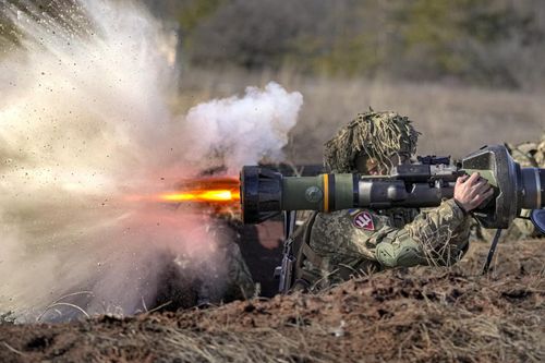 Tỷ lệ người Ukraine ủng hộ gia nhập NATO và EU tăng cao chưa từng thấy