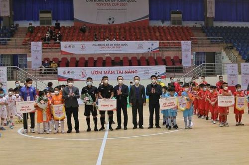 Khai mạc Giải bóng đá U9 toàn quốc Toyota Cup