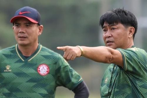 'Ông lớn' làng bóng đá lao đao