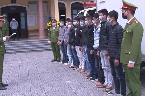 Bắt tạm giam băng côn đồ dùng dao, kiếm giải quyết mâu thuẫn