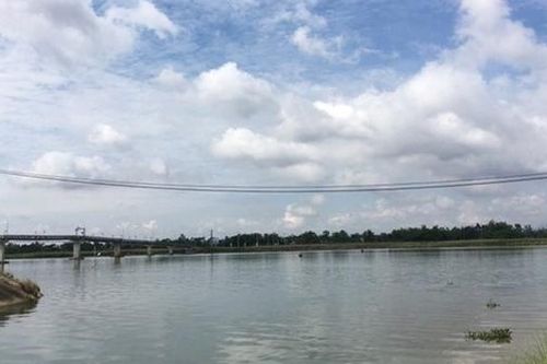 Thả lưới đánh cá hốt hoảng phát hiện thi thể người