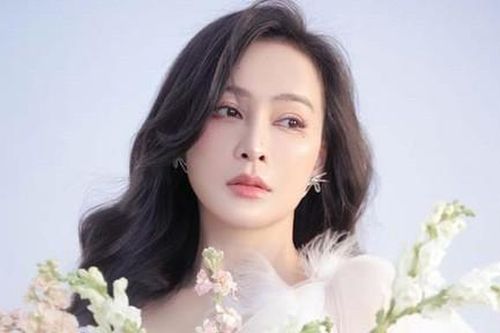 'Hoa hậu Bolero' Trần Mỹ Ngọc thắng giải quán quân Tinh hoa hội tụ