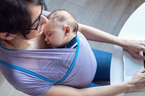 Thai phụ tiêm vaccine COVID-19 giúp trẻ tránh mắc bệnh nặng
