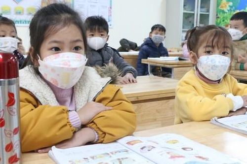 Hà Nội bất ngờ dừng cho học sinh lớp 1 - 6 nội thành trở lại trường