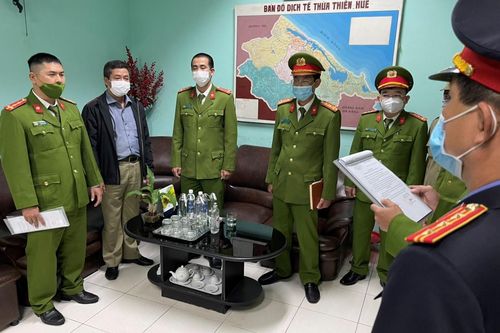 Bắt Giám đốc CDC Thừa Thiên Huế