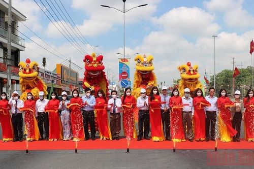 Khánh thành Dự án nâng cấp Quốc lộ 30, đoạn Cao Lãnh-Hồng Ngự