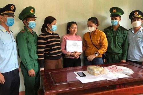 Bắt đối tượng vận chuyển ma túy đá tại Cửa khẩu Quốc tế Bờ Y
