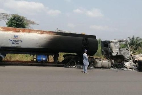 Nigeria: Nổ xe chở nhiên liệu khiến ít nhất 17 người thiệt mạng